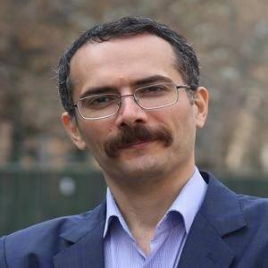 دکتر رضا ابوالقاسمی