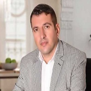 دکتر رامین قاسم زاده